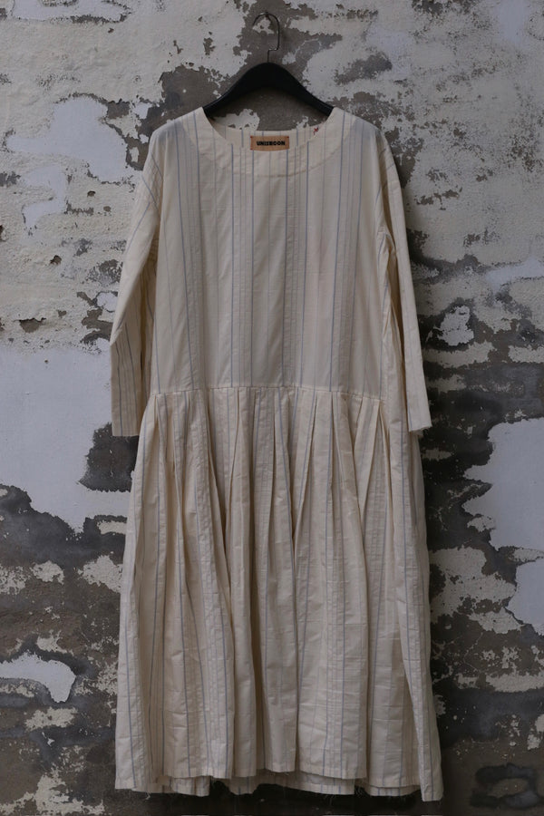 UNISECON 25 Spring/Summer Round Neck Asymmetric Pleated Dress USC-U11W48-MIBAI Beige USC-U11W50